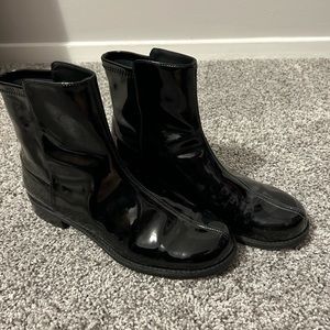 Stuart weitzman patent ankle 50 50 boot